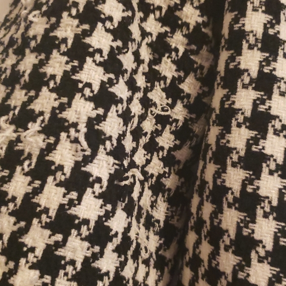 Dressbarn sz L Houndstooth caplet - Picture 4 of 6
